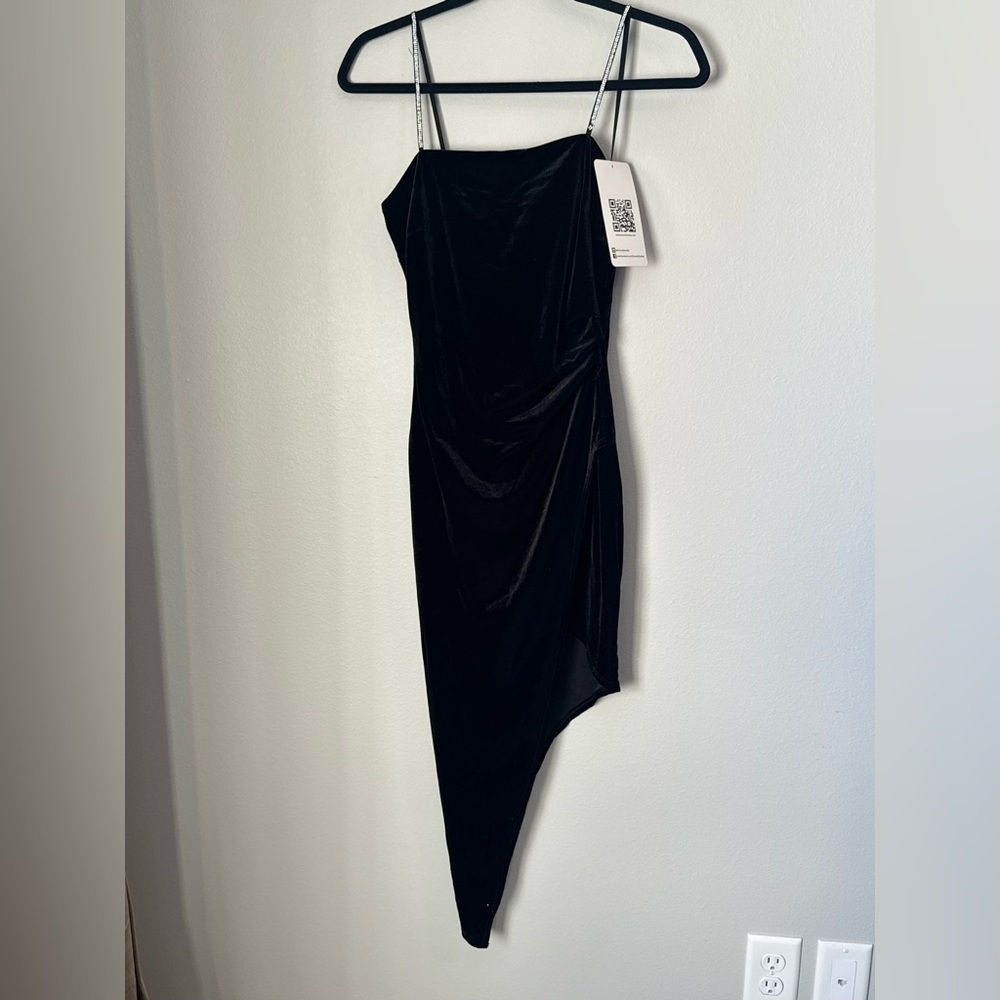 Emerald Sundae Black Velvet Dress NWT - Picture 2 of 7